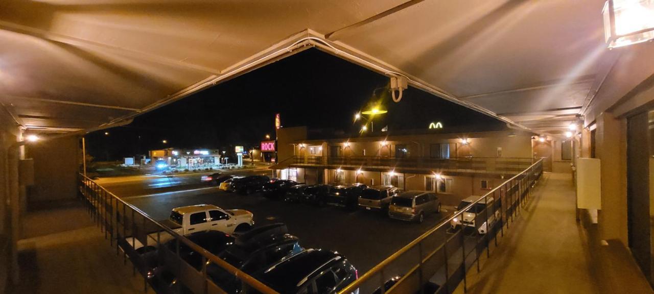 Castle Rock Hotel Flagstaff Exterior photo